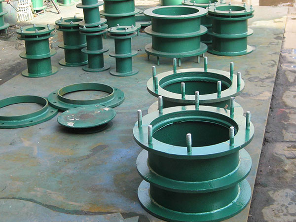 ���Է�ˮ�׹ܷN�(l��i)�Rȫ